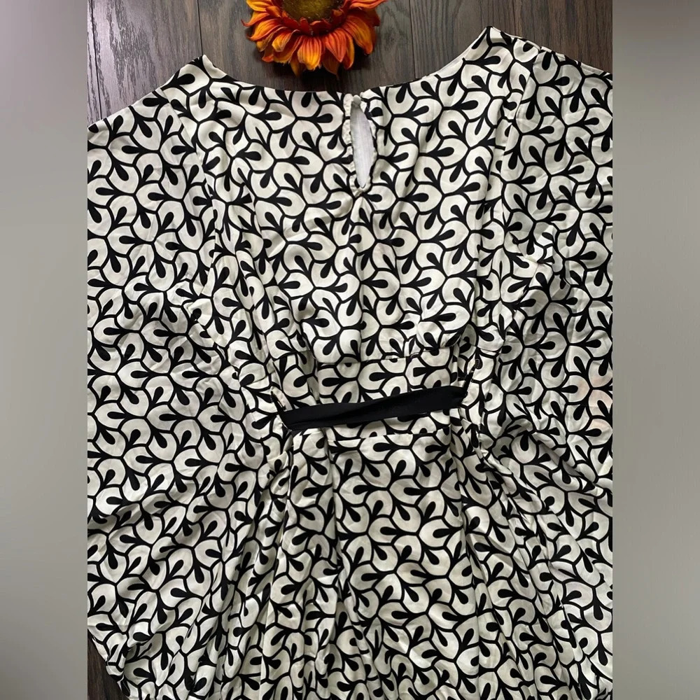 🦋B2G1🦋UNIQUE VINTAGE SMAK PARLOUR Ivory & Black Groovy Horseshoe Print Dress - Picture 9 of 14